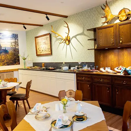 Traditions - Hotel Zur Tanne-3